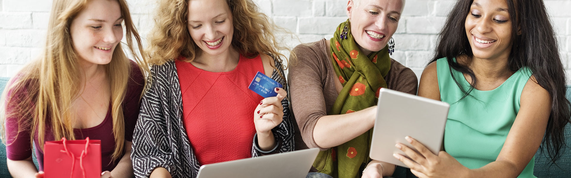 image of women experiencing online personalization
