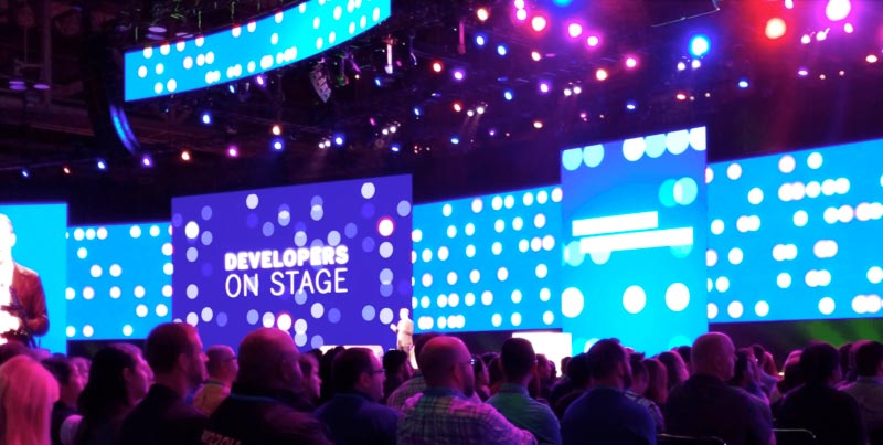 developers on stage at the tableau conference 2018